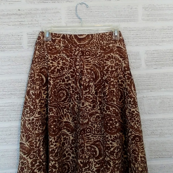 Sag Harbor Estilo Style Skirt - Picture 2 of 6